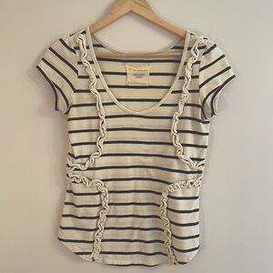 Little yellow button 100% cotton short-sleeve casual top size small